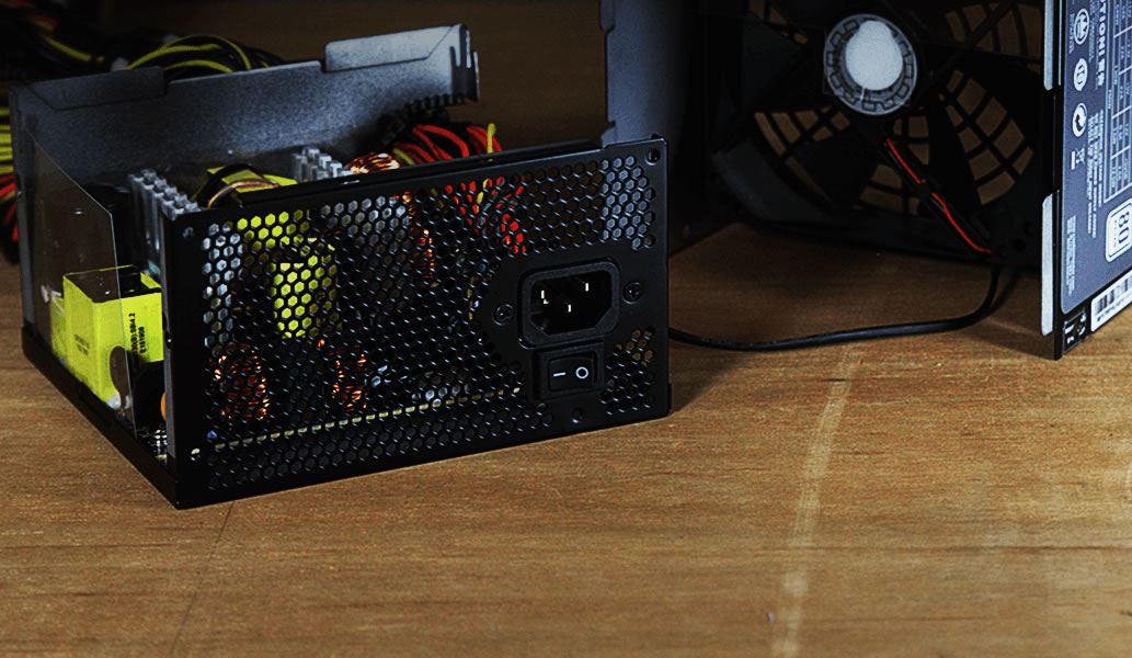 Cooler Master Masterwatt Lite 700W 80 Plus White Non-Modular PSU | Novatech